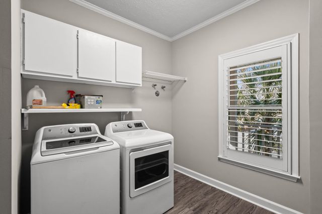 1338 Riverside Dr., Conway, SC 29526