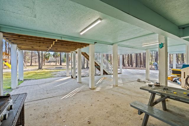 1338 Riverside Dr., Conway, SC 29526