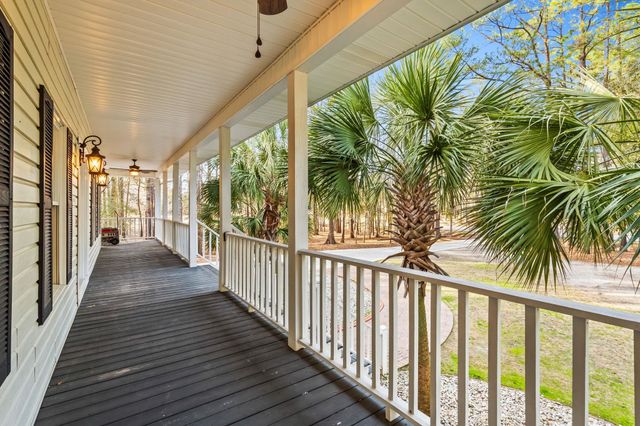 1338 Riverside Dr., Conway, SC 29526