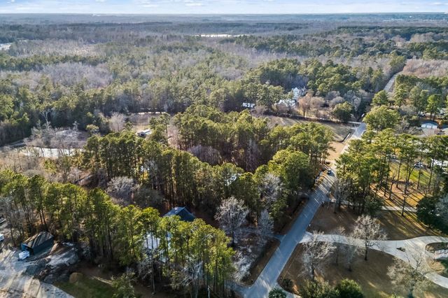 1338 Riverside Dr., Conway, SC 29526