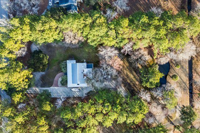 1338 Riverside Dr., Conway, SC 29526