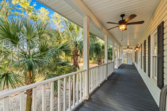 1338 Riverside Dr., Conway, SC 29526