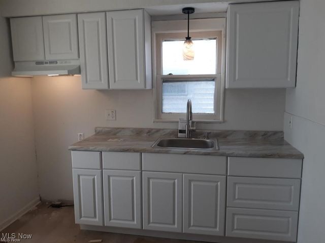 5425 Adams Avenue, Ashtabula, OH 44004