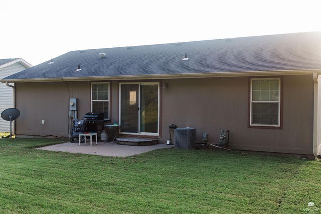306 Grant Street, St. George, KS 66535