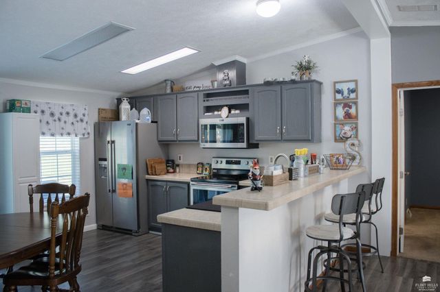 306 Grant Street, St. George, KS 66535