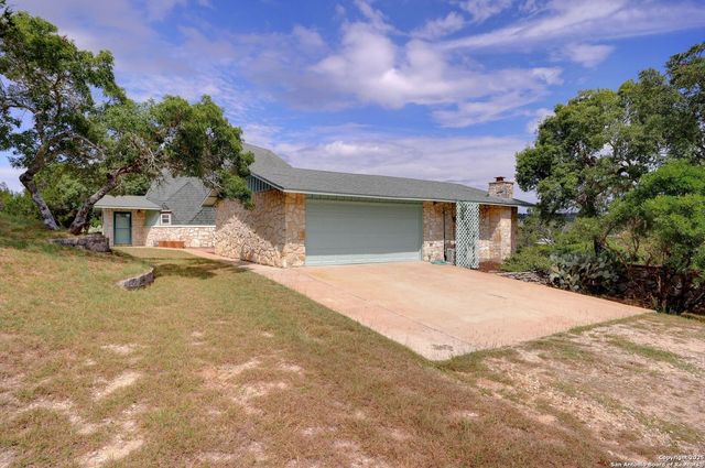 448 Red Rock Road, Blanco, TX 78606