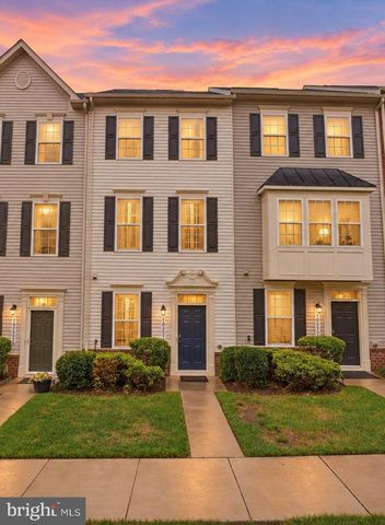 10521 RAWLINS LN, Upper Marlboro, MD 20772