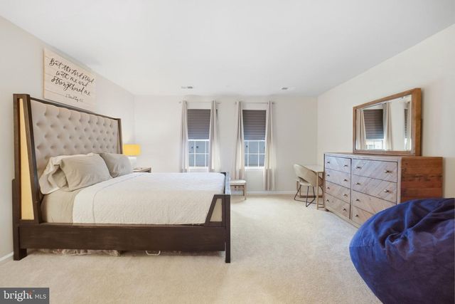 10521 RAWLINS LN, Upper Marlboro, MD 20772