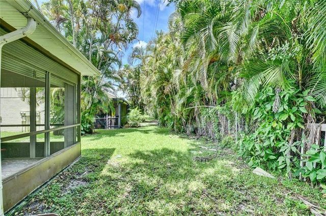 9316 Ketay Circle, Boca Raton, FL 33428