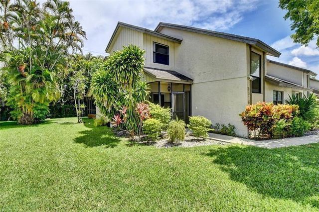 9316 Ketay Circle, Boca Raton, FL 33428