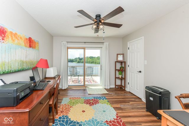 8172 River Bay Drive E, Indianapolis, IN 46240