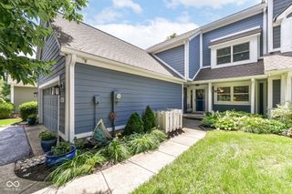 8172 River Bay Drive E, Indianapolis, IN 46240