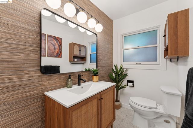 2301 Oak St, Berkeley, CA 94708