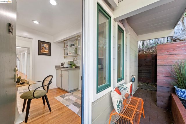 2301 Oak St, Berkeley, CA 94708