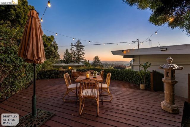 2301 Oak St, Berkeley, CA 94708