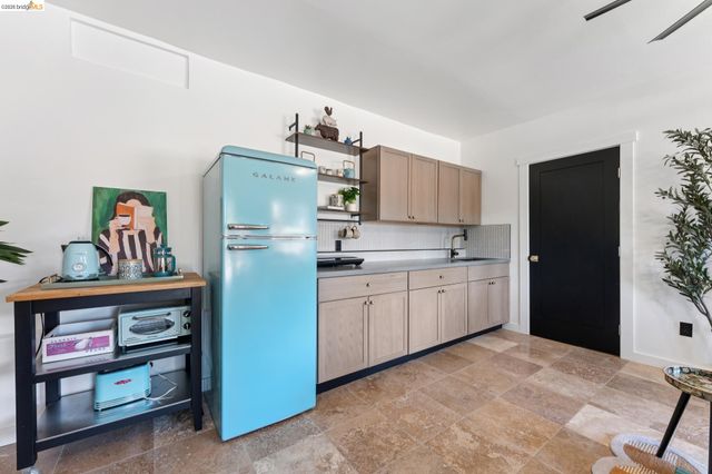 2301 Oak St, Berkeley, CA 94708
