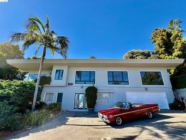 2301 Oak St, Berkeley, CA 94708
