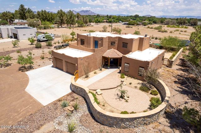 2990 Wildwind Road, Las Cruces, NM 88007