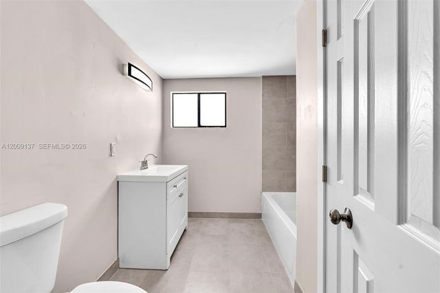 1165 Marseille Dr 21, Miami Beach, FL 33141