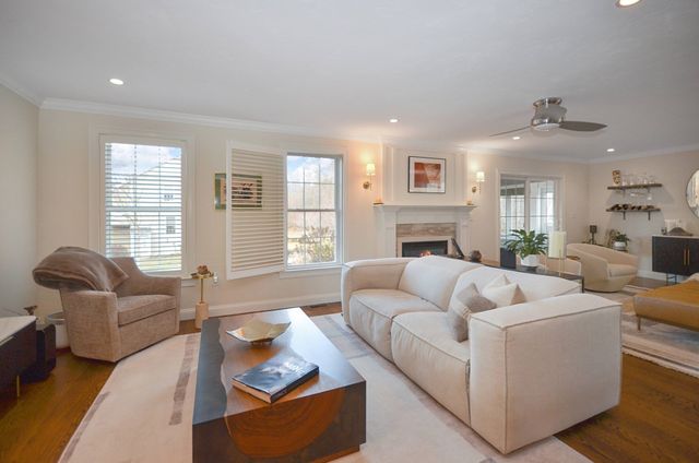 39 Luka Dr 39, Grafton, MA 01519