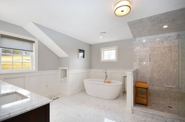 39 Luka Dr 39, Grafton, MA 01519