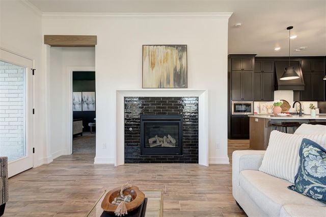 4932 Sand Lily Lane, Edmond, OK 73034