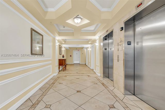 5091 NW 7th St PH-02, Miami, FL 33126