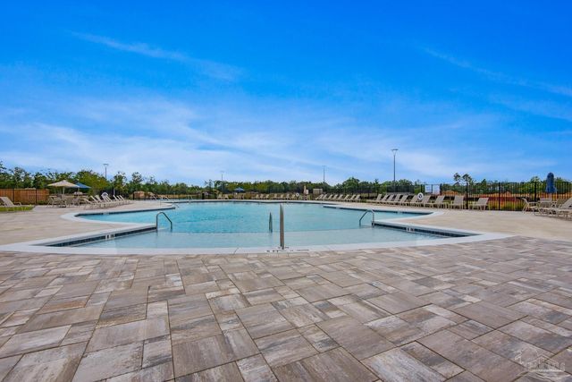 4627 Eider Rd, Pace, FL 32571