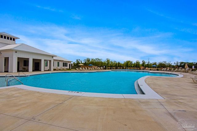 4627 Eider Rd, Pace, FL 32571