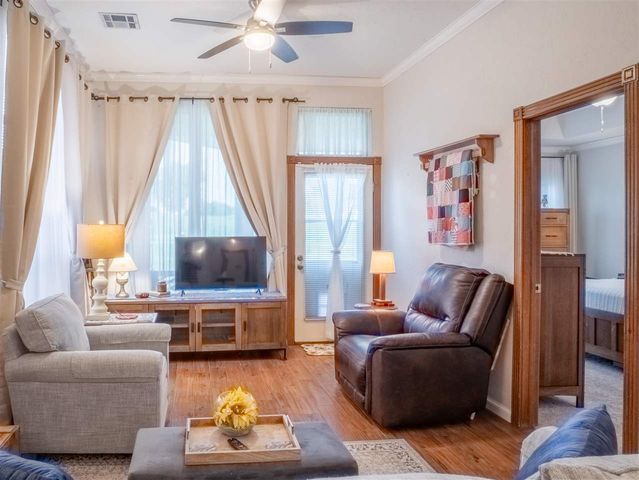 509 NW Fairway Villas Place Unit 1, Lawton, OK 73505