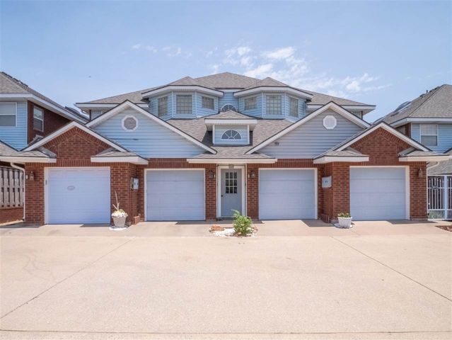 509 NW Fairway Villas Place Unit 1, Lawton, OK 73505