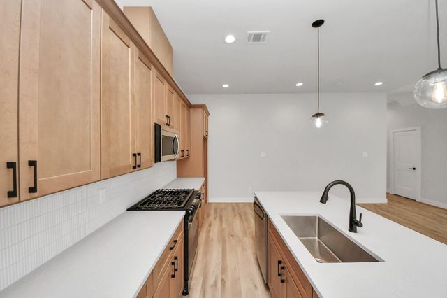 6515 Old Olive Tree Drive, Houston, TX 77091