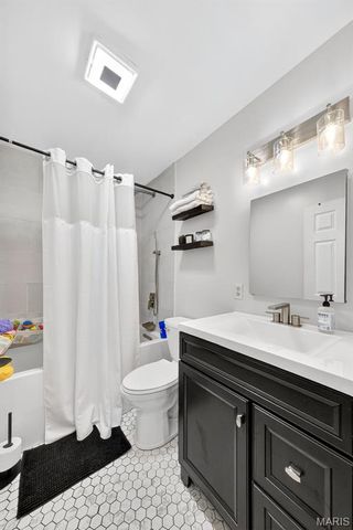 145 Southview Drive, Troy, MO 63379