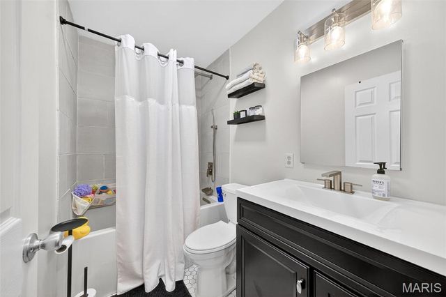 145 Southview Drive, Troy, MO 63379