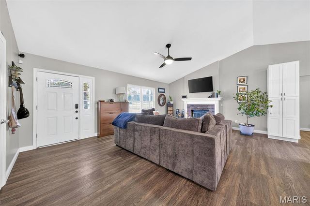 145 Southview Drive, Troy, MO 63379