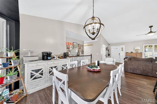 145 Southview Drive, Troy, MO 63379