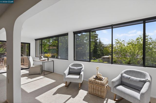 3101 Golden Rain Rd 2, Walnut Creek, CA 94595