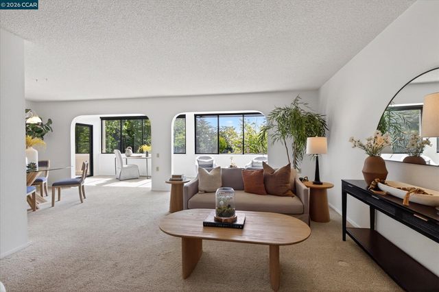 3101 Golden Rain Rd 2, Walnut Creek, CA 94595