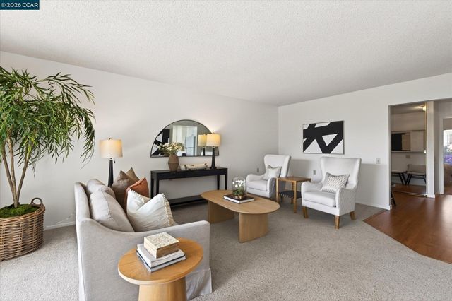 3101 Golden Rain Rd 2, Walnut Creek, CA 94595