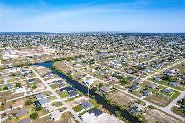 1623 NW 2nd ST, Cape Coral, FL 33993