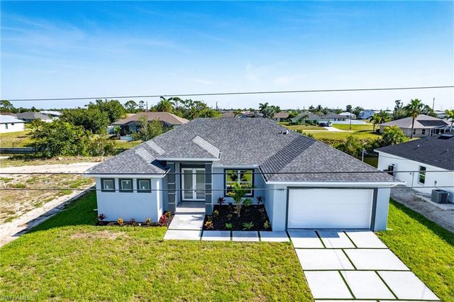 1623 NW 2nd ST, Cape Coral, FL 33993