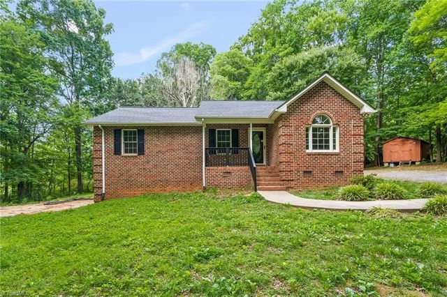 1067 Ross Harris Road, Asheboro, NC 27205