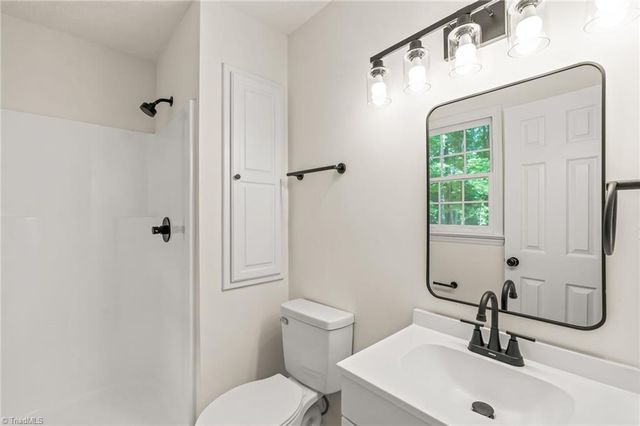 1067 Ross Harris Road, Asheboro, NC 27205