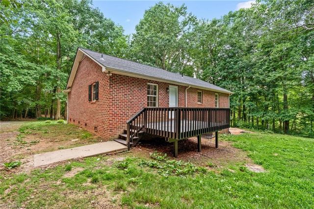 1067 Ross Harris Road, Asheboro, NC 27205