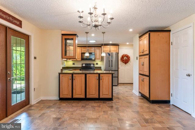 607 CHESTERFIELD ARNEYTOWN RD, Chesterfield, NJ 08515