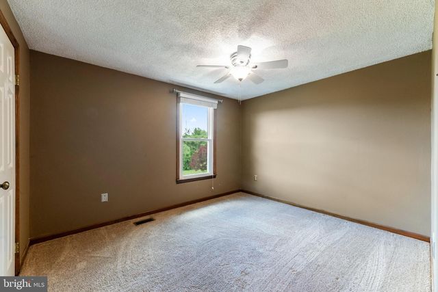 607 CHESTERFIELD ARNEYTOWN RD, Chesterfield, NJ 08515