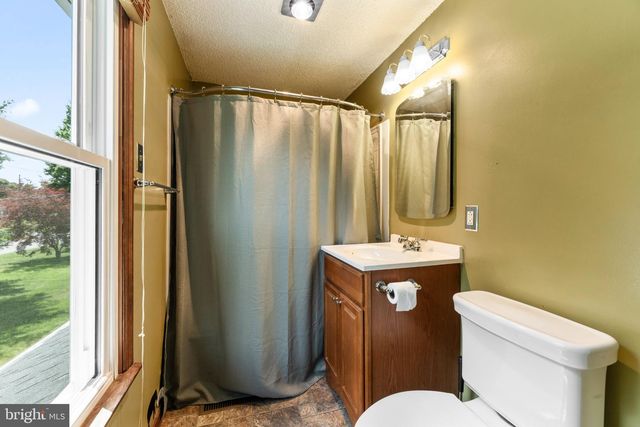 607 CHESTERFIELD ARNEYTOWN RD, Chesterfield, NJ 08515