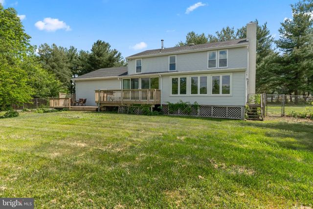 607 CHESTERFIELD ARNEYTOWN RD, Chesterfield, NJ 08515