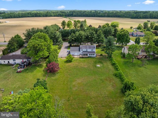607 CHESTERFIELD ARNEYTOWN RD, Chesterfield, NJ 08515