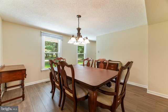 607 CHESTERFIELD ARNEYTOWN RD, Chesterfield, NJ 08515